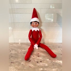 Elf on the shelf, boy.